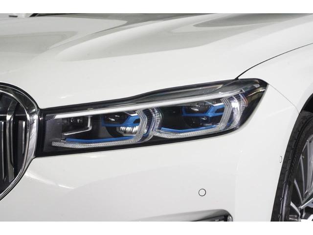 ７４０ｉＬ　ＢＭＷ認定中古車　２０１９年モデル　ＥＸＣＥＬＬＥＮＣＥ（エクセレンス）デザイン・ピュアホワイト　ブラックレザーシート　アッシュグレー・インテリアトリム　２０インチ・アロイホイール　スマートキー(7枚目)