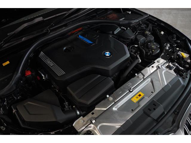 ３３０ｅ　Ｍスポーツ　ＢＭＷ認定中古車　２０２３年モデル　センサテック／アルカンターラ・シート　コンフォート・パッケージ　シートヒーター　電動開閉トランク　キック開閉なし　フロント・サイドカメラ無し　ランフラットタイヤ(9枚目)