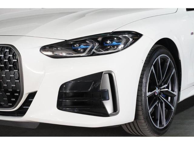 ４シリーズ Ｍ４４０ｉ　ｘＤｒｉｖｅクーペ　ＢＭＷ認定中古車　２０２２年モデル　ブラック・レザーシート（黒）シートヒーター　車線逸脱警告　衝突軽減ブレーキ　　アッシュ・グレー・ウッドトリム　１９インチ・アロイホイール　タッチ式・ナビゲーション（8枚目）