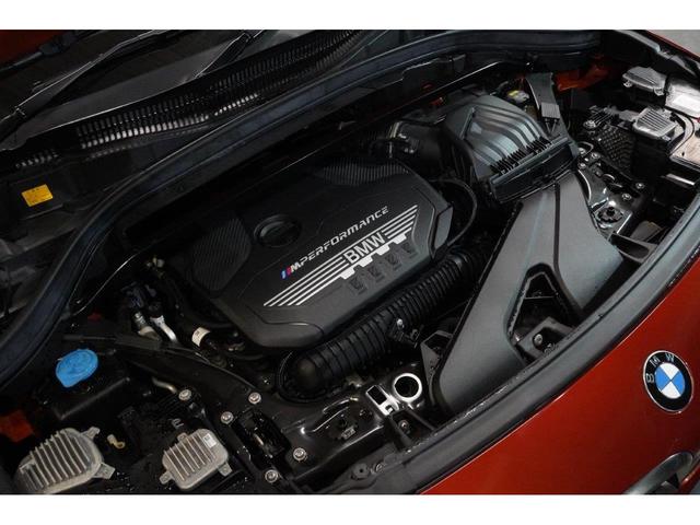 Ｍ３５ｉ　ＢＭＷ認定中古車　２０１９年モデル　ブラック・レザーシート（黒）タッチ式・ナビゲーション　前後・バンパーセンサー　衝突軽減ブレーキ　車線逸脱警告　ＬＥＤヘッドライト　アクティブ・クルーズ・コントロール(7枚目)