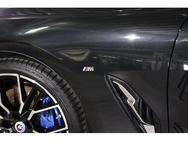 ８シリーズ ８４０ｄｘＤｒｉｖｅグランクーペエクスクルシブＭスポ　ＢＭＷ認定中古車　ブラック／レッド・コンビネーション・レザーシート　フロント・シートシーター　車線逸脱警告　衝突軽減　レッドレザーシート　アクティブ・クルーズ・コントロール（ＡＣＣ）ＬＥＤヘッドライト（17枚目）