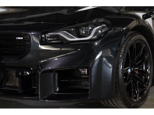 Ｍ２ ベースグレード　ハイラインパッケージ　ＢＭＷ認定中古車　車線逸脱警告　衝突軽減ブレーキ　アクティブクルーズコントロール　コニャックヴァーネスカレザー　ＬＥＤヘッドライト（5枚目）