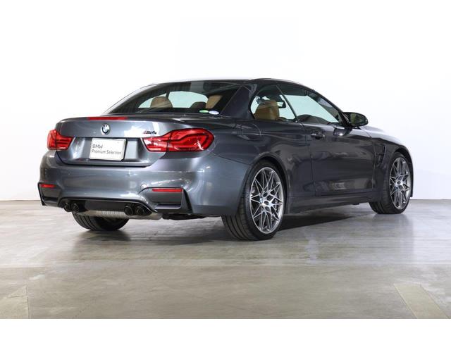 Ｍ４ Ｍ４カブリオレ　コンペティション　ＢＭＷ認定中古車　２０１９年モデル　アロマブラウン・レザーシート　シートヒーター　ＬＥＤヘッドライト　ＤＣＴ（デュアル・クラッチ・トランスミッション）車線逸脱警告　衝突軽減　前後バンパーセンサー（4枚目）