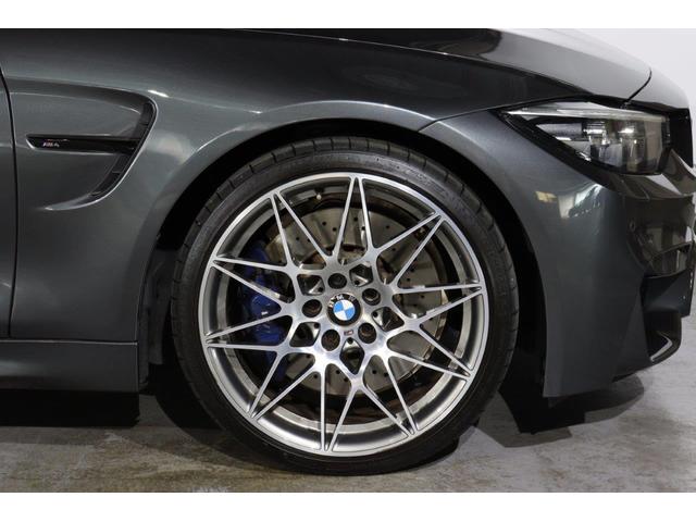 Ｍ４ Ｍ４カブリオレ　コンペティション　ＢＭＷ認定中古車　２０１９年モデル　アロマブラウン・レザーシート　シートヒーター　ＬＥＤヘッドライト　ＤＣＴ（デュアル・クラッチ・トランスミッション）車線逸脱警告　衝突軽減　前後バンパーセンサー（7枚目）