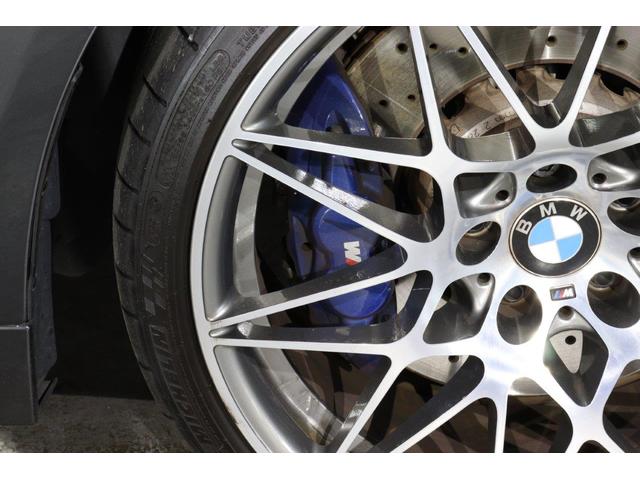Ｍ４ Ｍ４カブリオレ　コンペティション　ＢＭＷ認定中古車　２０１９年モデル　アロマブラウン・レザーシート　シートヒーター　ＬＥＤヘッドライト　ＤＣＴ（デュアル・クラッチ・トランスミッション）車線逸脱警告　衝突軽減　前後バンパーセンサー（8枚目）