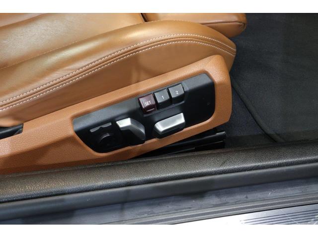 Ｍ４ Ｍ４カブリオレ　コンペティション　ＢＭＷ認定中古車　２０１９年モデル　アロマブラウン・レザーシート　シートヒーター　ＬＥＤヘッドライト　ＤＣＴ（デュアル・クラッチ・トランスミッション）車線逸脱警告　衝突軽減　前後バンパーセンサー（14枚目）