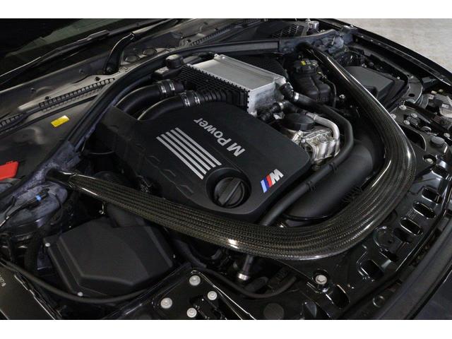 Ｍ４ Ｍ４カブリオレ　コンペティション　ＢＭＷ認定中古車　２０１９年モデル　アロマブラウン・レザーシート　シートヒーター　ＬＥＤヘッドライト　ＤＣＴ（デュアル・クラッチ・トランスミッション）車線逸脱警告　衝突軽減　前後バンパーセンサー（18枚目）