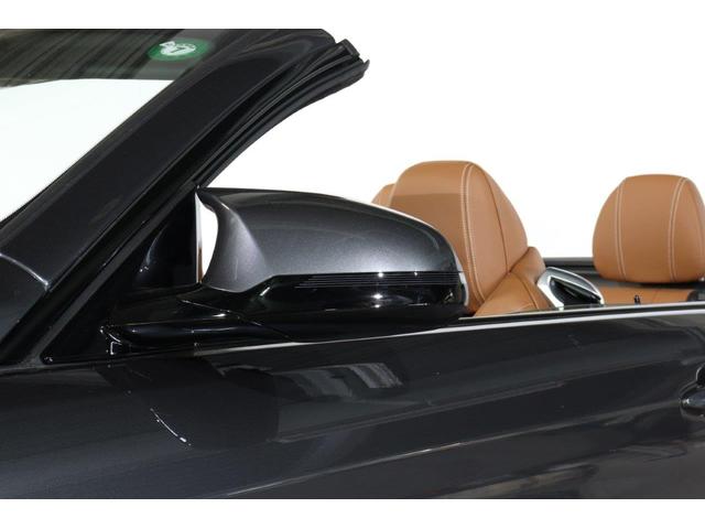 Ｍ４ Ｍ４カブリオレ　コンペティション　ＢＭＷ認定中古車　２０１９年モデル　アロマブラウン・レザーシート　シートヒーター　ＬＥＤヘッドライト　ＤＣＴ（デュアル・クラッチ・トランスミッション）車線逸脱警告　衝突軽減　前後バンパーセンサー（22枚目）