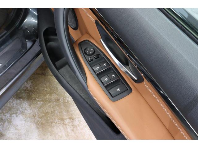 Ｍ４ Ｍ４カブリオレ　コンペティション　ＢＭＷ認定中古車　２０１９年モデル　アロマブラウン・レザーシート　シートヒーター　ＬＥＤヘッドライト　ＤＣＴ（デュアル・クラッチ・トランスミッション）車線逸脱警告　衝突軽減　前後バンパーセンサー（42枚目）