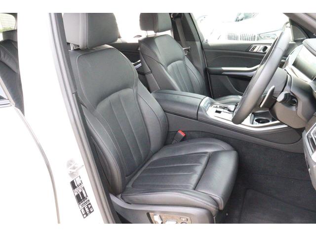 Ｘ５ ｘＤｒｉｖｅ　４０ｄ　Ｍスポーツ　ＢＭＷ認定中古車　衝突被害軽減ブレーキ　アクティブクルーズコントロール　ヘッドアップディスプレイ　電動ガラスサンルーフ　メモリー機能付き電動パワーシート　シートヒーター　ハンドルヒーター（10枚目）