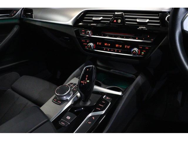 ５シリーズ ５２３ｄ　ｘＤｒｉｖｅ　Ｍスピリット　ＢＭＷ認定中古車　車線逸脱警告　衝突軽減ブレーキ　アクティブ・クルーズ・コントロール（ＡＣＣ）ＬＥＤヘッドライト　全周囲カメラ（３６０度ビュー）前後バンパーセンサー　ヘッドアップ・ディスプレイ　４ＷＤ（29枚目）