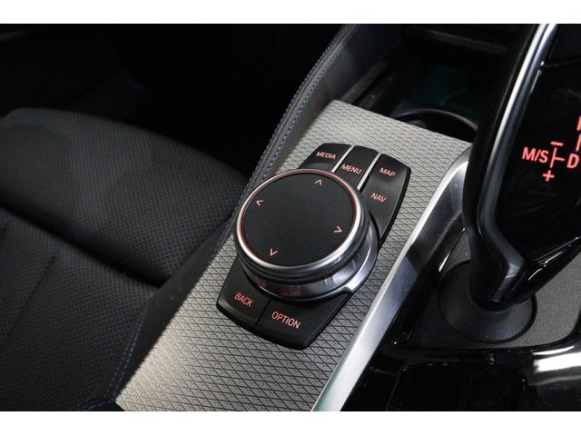 ５シリーズ ５２３ｄ　ｘＤｒｉｖｅ　Ｍスピリット　ＢＭＷ認定中古車　車線逸脱警告　衝突軽減ブレーキ　アクティブ・クルーズ・コントロール（ＡＣＣ）ＬＥＤヘッドライト　全周囲カメラ（３６０度ビュー）前後バンパーセンサー　ヘッドアップ・ディスプレイ　４ＷＤ（31枚目）