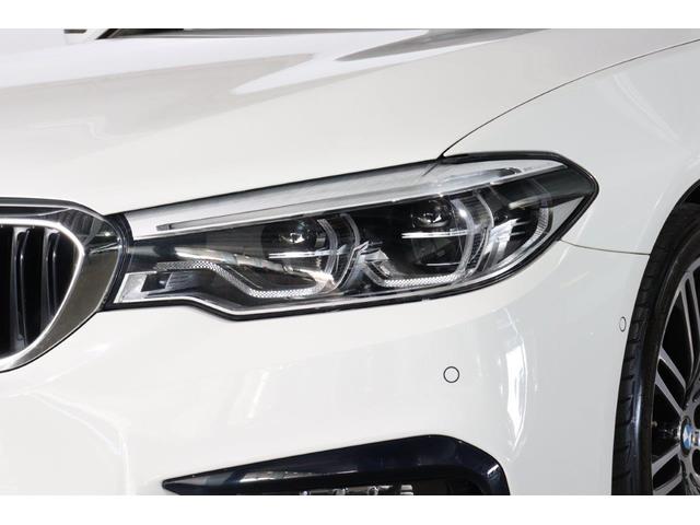 ５シリーズ ５３０ｉツーリング　Ｍスポーツ　ＢＭＷ認定中古車　車線逸脱警告　衝突軽減ブレーキ　ブラックレザーシート　アクティブクルーズコントロール　１９インチアルミ（6枚目）
