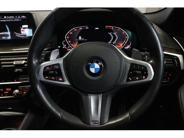 ５シリーズ ５３０ｉツーリング　Ｍスポーツ　ＢＭＷ認定中古車　車線逸脱警告　衝突軽減ブレーキ　ブラックレザーシート　アクティブクルーズコントロール　１９インチアルミ（22枚目）
