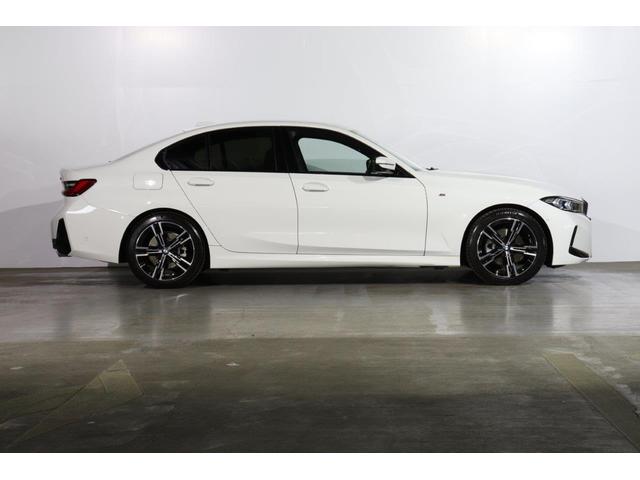 ３シリーズ 　ＢＭＷ認定中古車　車線逸脱警告　衝突軽減ブレーキ　コニャックヴァーネスカレザーシート　コンフォートパッケージ　１８インチアルミ（4枚目）