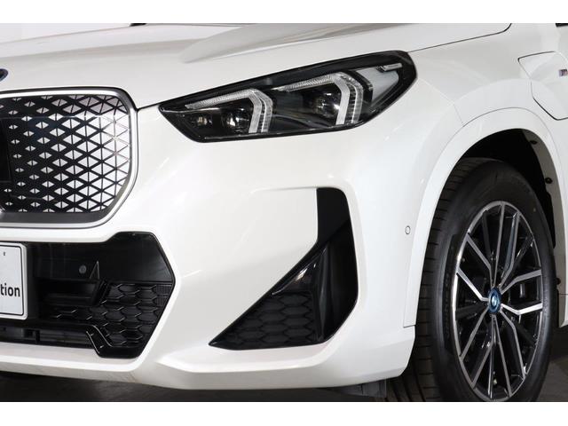 ｉＸ１ ｅＤｒｉｖｅ　２０　Ｍスポーツ　ハイラインパッケージ　ＢＭＷ認定中古車　車線逸脱警告　衝突軽減ブレーキ　ブラックヴァーネスカレザーシート　テクノロジーパッケージ（5枚目）