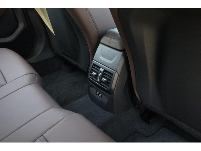 １シリーズ 　ＢＭＷ認定中古車　車線逸脱警告　衝突軽減ブレーキ　テクノロジーパッケージ　ヴェガンザオプション　１８インチアルミホイール　アクティブクルーズコントロール（54枚目）