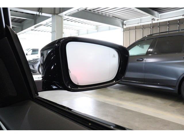 ｉ４ 　ＢＭＷ認定中古車　車線逸脱警告　衝突軽減ブレーキ　ブラックヴァーネスカレザー　アクティブクルーズコントロールシステム（10枚目）