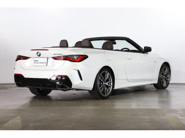 ４シリーズ Ｍ４４０ｉ　ｘＤｒｉｖｅカブリオレ　ＢＭＷ認定中古車　車線逸脱警告　衝突軽減ブレーキ　モカヴァーネスカレザーシート　１９インチアルミ　アクティブクルーズコントロール（4枚目）