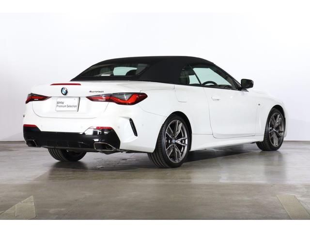 ４シリーズ Ｍ４４０ｉ　ｘＤｒｉｖｅカブリオレ　ＢＭＷ認定中古車　車線逸脱警告　衝突軽減ブレーキ　モカヴァーネスカレザーシート　１９インチアルミ　アクティブクルーズコントロール（5枚目）