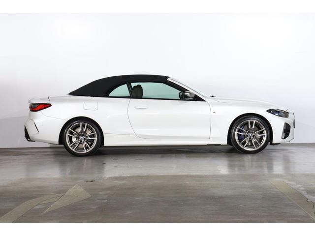 ４シリーズ Ｍ４４０ｉ　ｘＤｒｉｖｅカブリオレ　ＢＭＷ認定中古車　車線逸脱警告　衝突軽減ブレーキ　モカヴァーネスカレザーシート　１９インチアルミ　アクティブクルーズコントロール（7枚目）