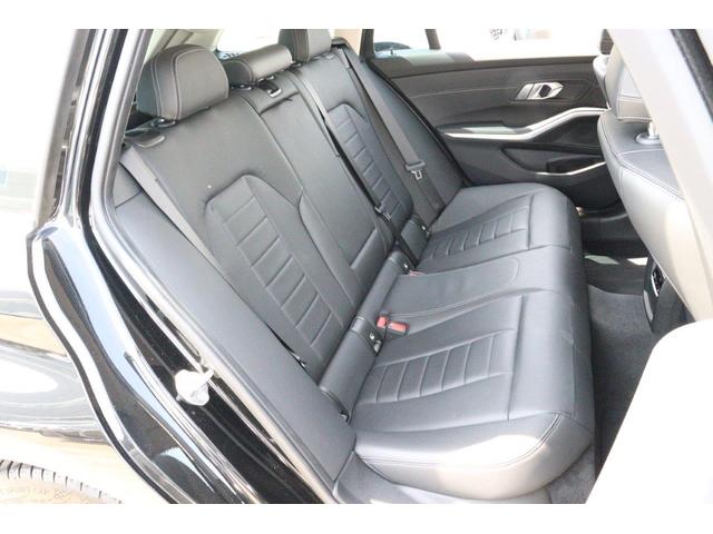 ３シリーズ ３２０ｄ　ｘＤｒｉｖｅツーリングハイラインパッケージ　ＢＭＷ認定中古車　車線逸脱警告　衝突軽減ブレーキ－　ブラックヴァーネスカレザーシート　パノラマサンルーフ　プラスパッケージ（18枚目）