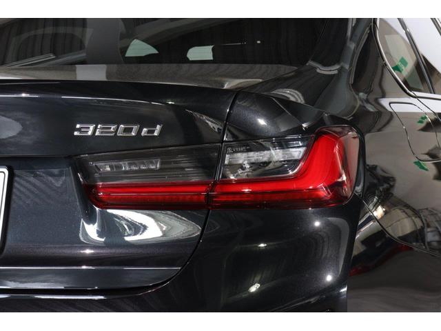３シリーズ ３２０ｄ　ｘＤｒｉｖｅＭスポーツエディションシャドー　ＢＭＷ認定中古車　車線逸脱警告　衝突軽減ブレーキ　アクティブクルーズコントロール　１９インチアルミホイール　ＬＥＤヘッドライト（12枚目）