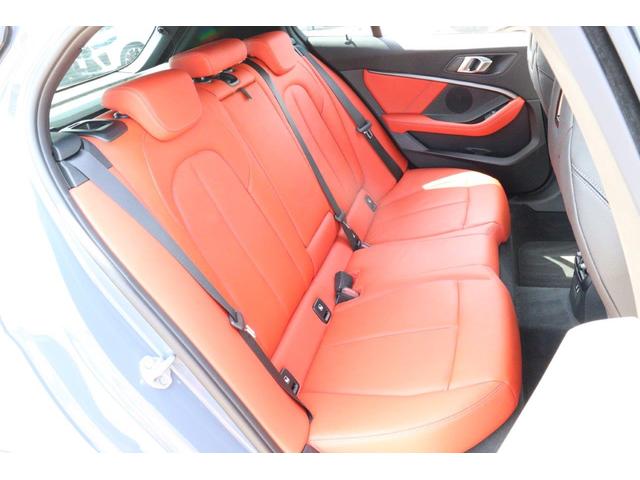 １シリーズ Ｍ１３５ｉ　ｘＤｒｉｖｅ　ＢＭＷ認定中古車　車線逸脱警告　衝突軽減ブレーキ　マグマレッドレザーシート　アクティブクルーズコントロール　１８インチアルミ（19枚目）