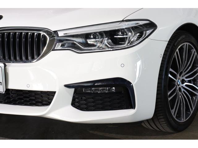 ５シリーズ ５３０ｅ　Ｍスポーツ　ＢＭＷ認定中古車　車線逸脱警告　衝突軽減ブレーキ　コニャックヴァーネスカレザー　アクティブクルーズコントロール　１９インチアルミ（5枚目）
