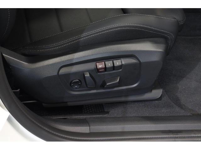 Ｘ２ ｘＤｒｉｖｅ　２０ｉ　Ｍスポーツハイラインパッケージ　ＢＭＷ認定中古車　車線逸脱警告　衝突軽減ブレーキ（10枚目）