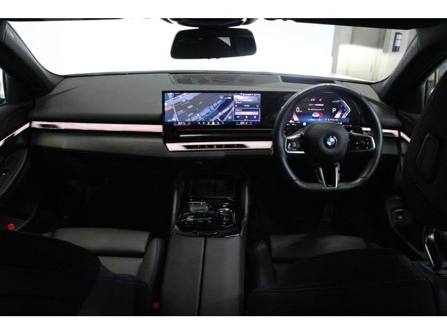 ５シリーズ ５２３ｄ　ｘＤｒｉｖｅツーリング　Ｍスポーツ　ＢＭＷ認定中古車　車線逸脱警告　衝突軽減ブレーキ（4枚目）