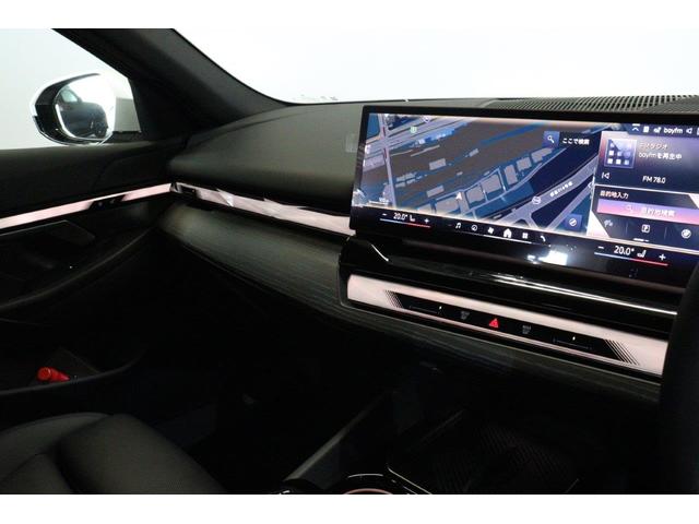 ５シリーズ ５２３ｄ　ｘＤｒｉｖｅツーリング　Ｍスポーツ　ＢＭＷ認定中古車　車線逸脱警告　衝突軽減ブレーキ（16枚目）