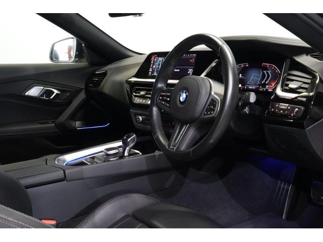 Ｚ４ ｓＤｒｉｖｅ２０ｉ　Ｍスポーツ　ＢＭＷ認定中古車　車線逸脱警告　衝突軽減ブレーキ（13枚目）