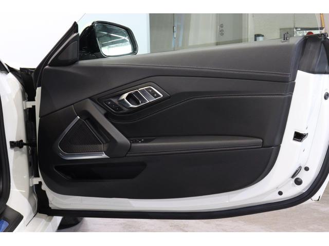 Ｚ４ ｓＤｒｉｖｅ２０ｉ　Ｍスポーツ　ＢＭＷ認定中古車　車線逸脱警告　衝突軽減ブレーキ（17枚目）