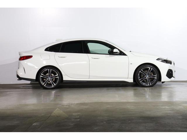 2シリーズ 218dグランクーペ Mスポーツエディションジョイ+ BMW認定中古車 車線逸脱警告 衝突軽減ブレーキ(4枚目)