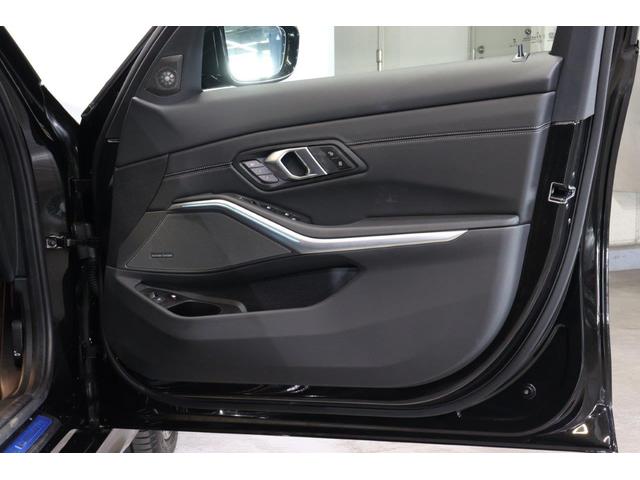 ３シリーズ ３３０ｅ　Ｍスポーツ　ＢＭＷ認定中古車　車線逸脱警告　衝突軽減ブレーキ　ブラックヴァーネスカレザー（47枚目）