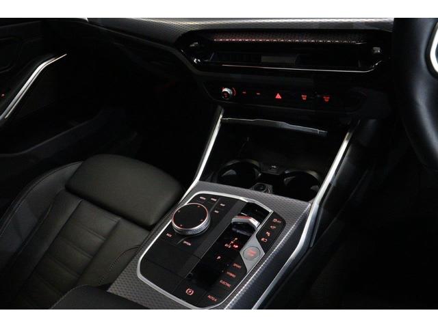 ３シリーズ ３３０ｅ　Ｍスポーツ　ＢＭＷ認定中古車（32枚目）