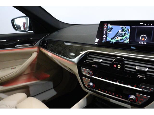 5シリーズ 530iツーリング Mスポーツ BMW認定中古車 車線逸脱警告 衝突軽減ブレーキ(19枚目)