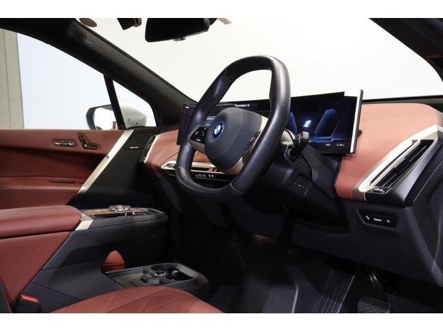 ｉＸ ｘＤｒｉｖｅ　５０　ＢＭＷ認定中古車　車線逸脱警告　衝突軽減ブレーキ（16枚目）