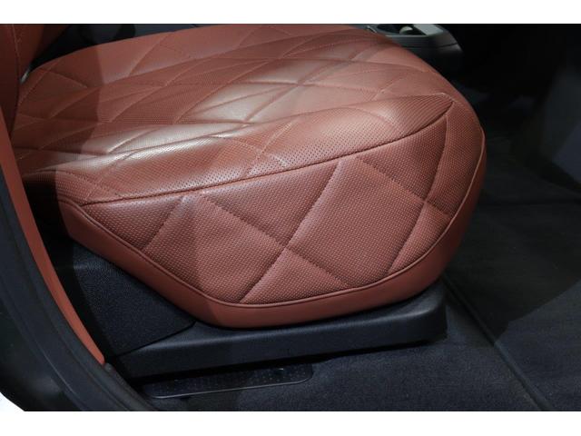 ｉＸ ｘＤｒｉｖｅ　５０　ＢＭＷ認定中古車　車線逸脱警告　衝突軽減ブレーキ（19枚目）