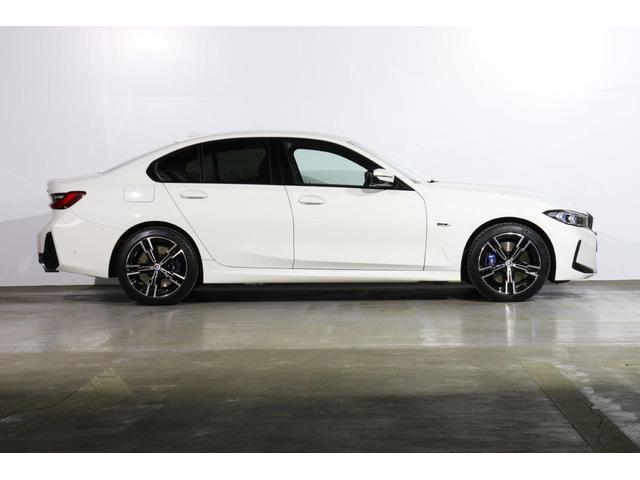３シリーズ ３３０ｅ　Ｍスポーツ　ハイラインパッケージ　ＢＭＷ認定中古車　車線逸脱警告　衝突軽減ブレーキ（4枚目）