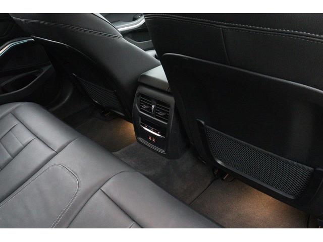 ３シリーズ ３３０ｅ　Ｍスポーツ　ハイラインパッケージ　ＢＭＷ認定中古車　車線逸脱警告　衝突軽減ブレーキ（15枚目）