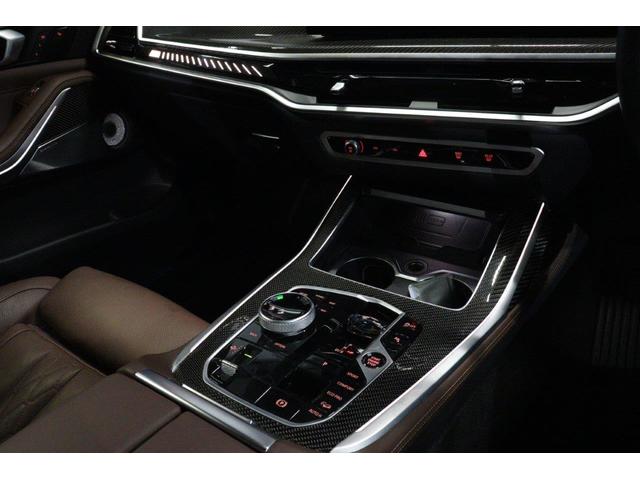 Ｘ７ Ｍ６０ｉ　ｘＤｒｉｖｅ　ＢＭＷ認定中古車　車線逸脱警告　衝突軽減ブレーキ（27枚目）