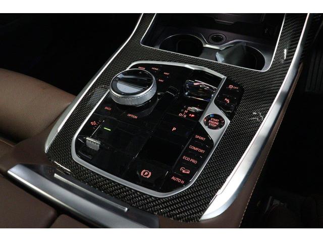 Ｘ７ Ｍ６０ｉ　ｘＤｒｉｖｅ　ＢＭＷ認定中古車　車線逸脱警告　衝突軽減ブレーキ（29枚目）