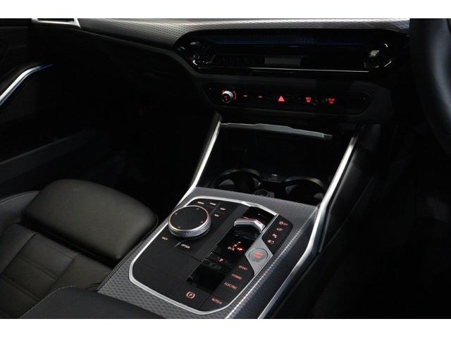 ３シリーズ ３３０ｅ　Ｍスポーツ　ＢＭＷ認定中古車　車線逸脱警告　衝突軽減ブレーキ（14枚目）