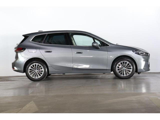 2シリーズ 218dアクティブツアラー エクスクルーシブ BMW認定中古車 車線逸脱警告 衝突軽減ブレーキ(4枚目)