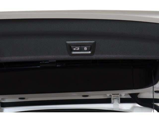 Ｘ１ ｘＤｒｉｖｅ　２０ｄ　ｘライン　ハイラインパッケージ　ＢＭＷ認定中古車　車線逸脱警告　衝突軽減ブレーキ（15枚目）