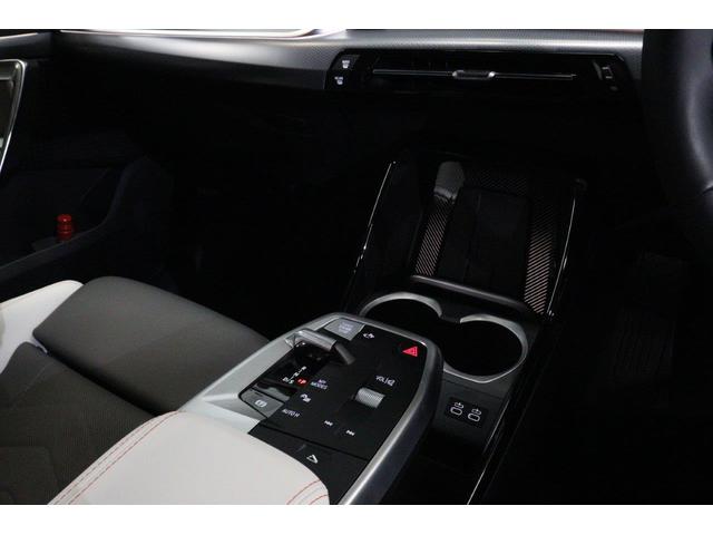 Ｘ２ ｘＤｒｉｖｅ　２０ｉ　Ｍスポーツハイラインパッケージ　ＢＭＷ認定中古車　車線逸脱警告　衝突軽減ブレーキ（17枚目）