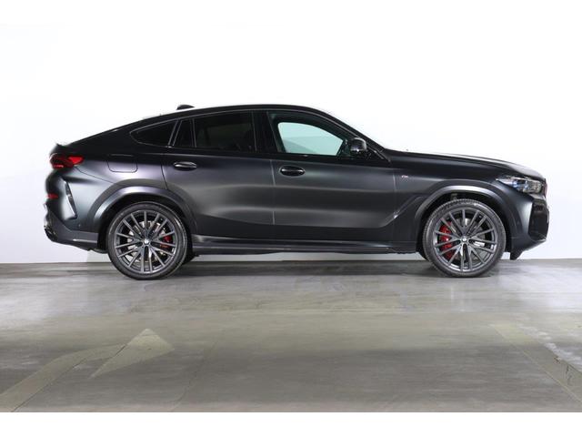 X6 M50i ハイラインパッケージ BMW認定中古車(4枚目)