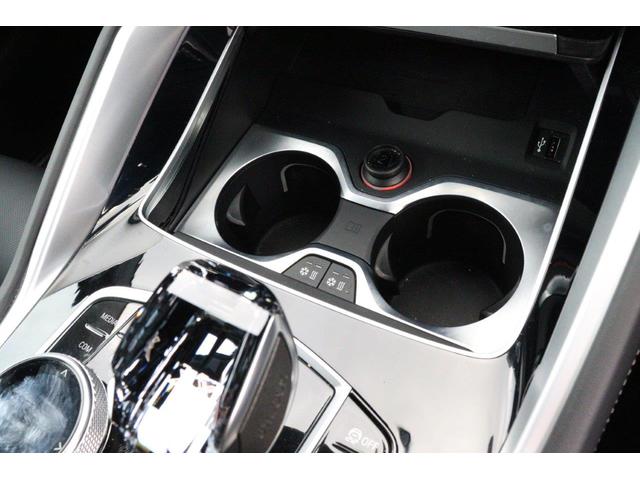 X6 M50i ハイラインパッケージ BMW認定中古車(38枚目)